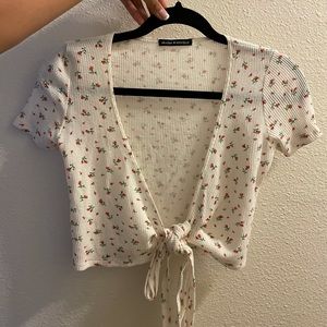 Brandy Melville Red and Cream Rae Floral Wrap Top